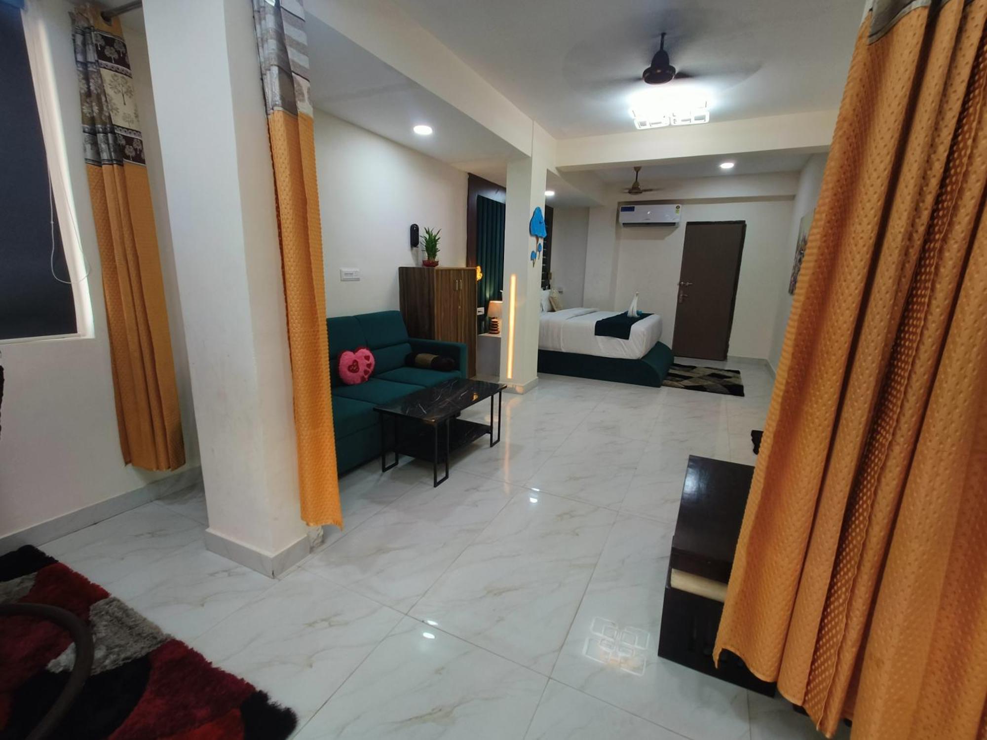 Hotel Small Daddy Plus Calangute Exterior photo